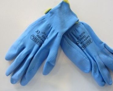 Градински ръкавици гумирани